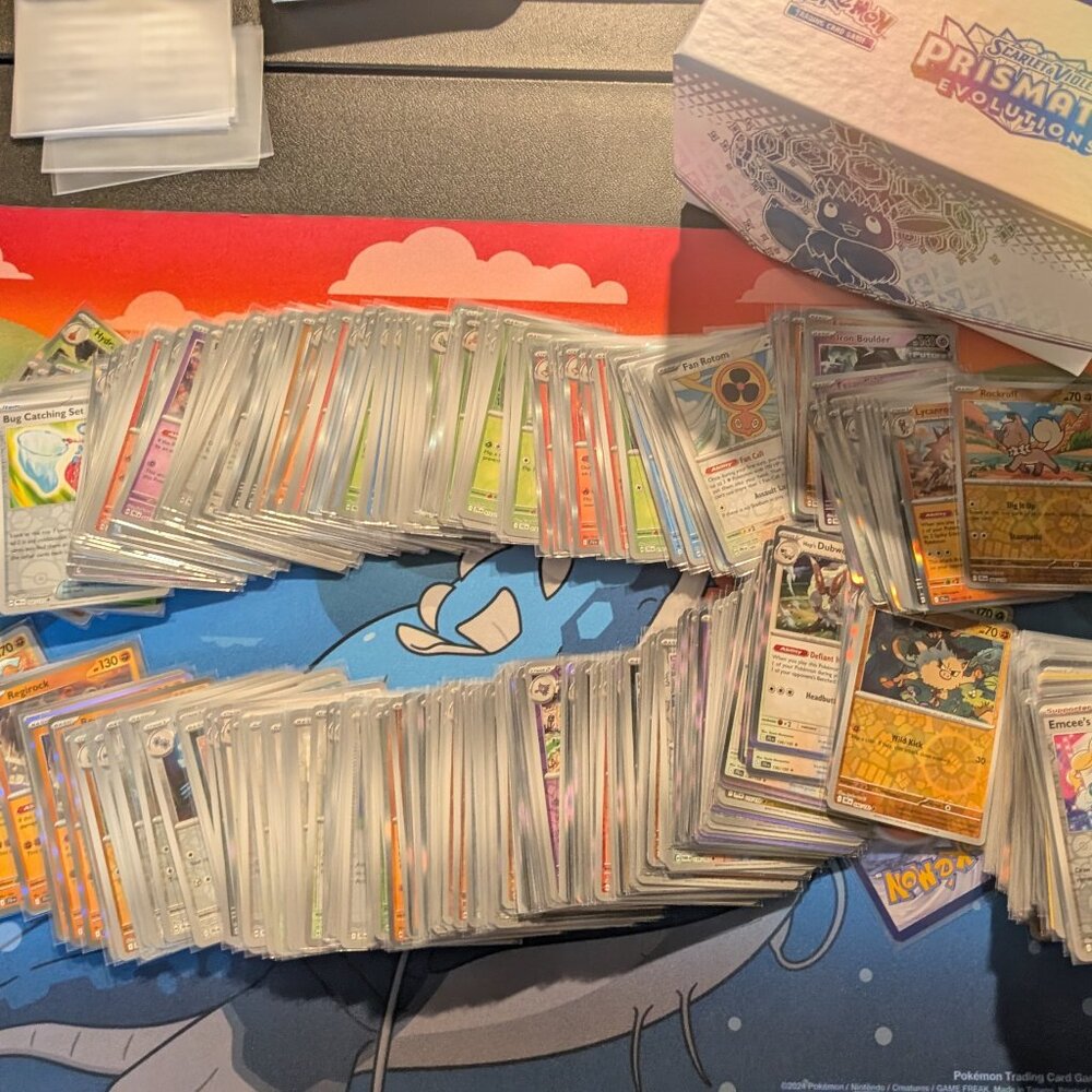 Lot of 400 holo Pokemon Cards - all holo / reverse holo